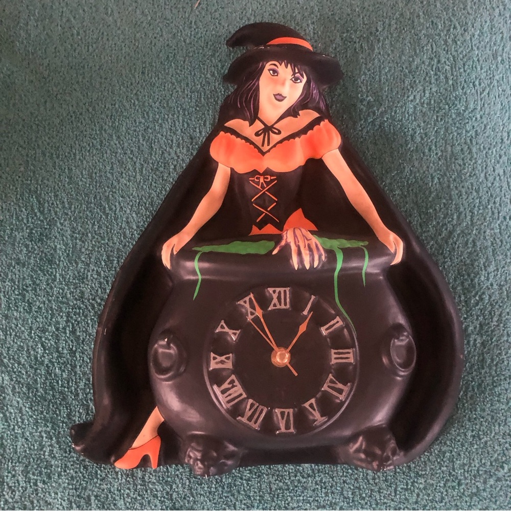 Vintage 1998 Halloween Witch & Cauldron Wall Clock-Clock kit needs replacement